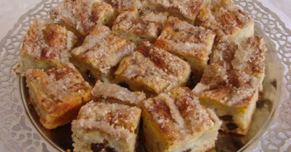 Aprenda a fazer essa torta de banana