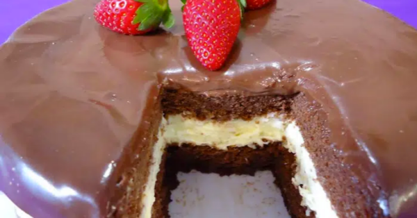 Bolo Prestígio de Aniversário - Simples e Delicioso