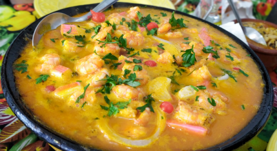 Como Fazer Moqueca de Peixe - Receita Perfeita