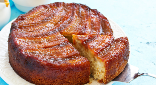 Bolo de Banana Caramelizado - Fofinho e Delicioso