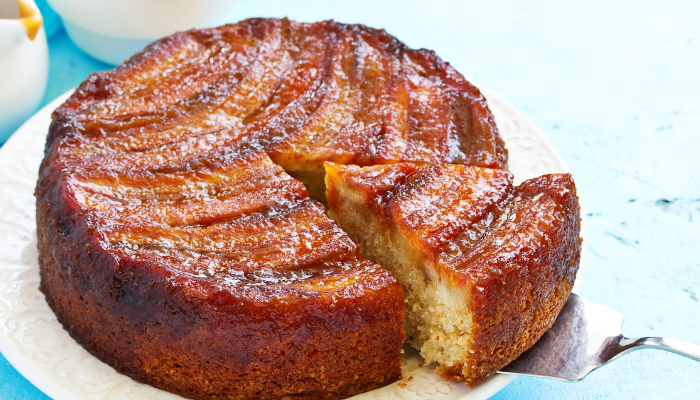 Bolo de Banana Caramelizado - Fofinho e Delicioso