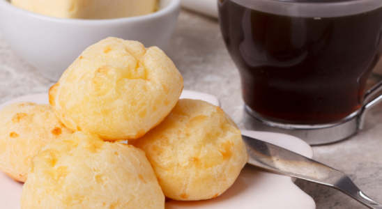 Pão de Queijo Low Carb  - Perfeito para o café da tarde