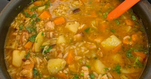 Receita Simples de Canja de Galinha com Arroz