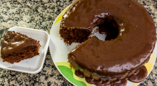 Bolo de Iogurte com Chocolate - Super Fofinho