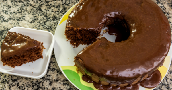 Bolo de Iogurte com Chocolate - Super Fofinho