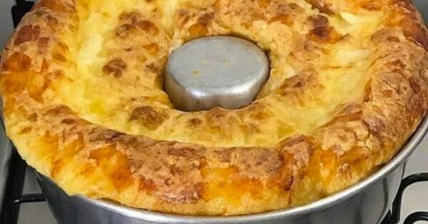 Pão de Queijo Gigante - Receita Simples e Deliciosa