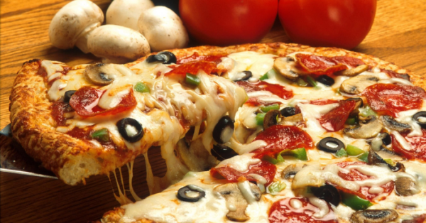 Deliciosa Pizza com Massa Pan - Igual Pizza Hut!