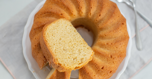 Receita de Bolo de Maizena - Somente 3 ingredientes