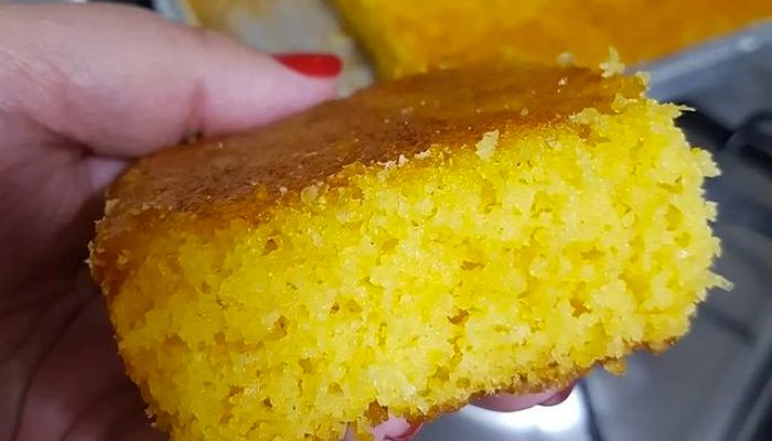 Receita Deliciosa de Bolo de Milho de Latinha com Flocão