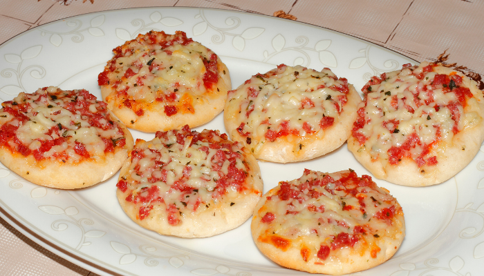 Receita Simples e Rápida de Mini Pizza